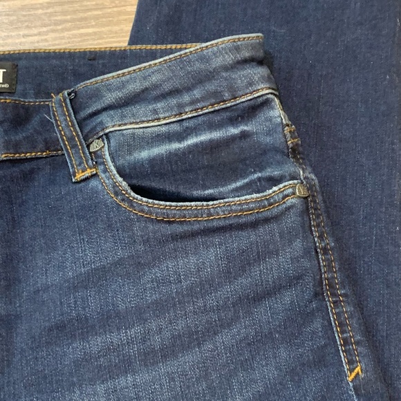 NWOT⭐️ KUT from The Kloth ‘Diana Skinny’ Mid-Rise Jeans.. Size 6 - Picture 5 of 13